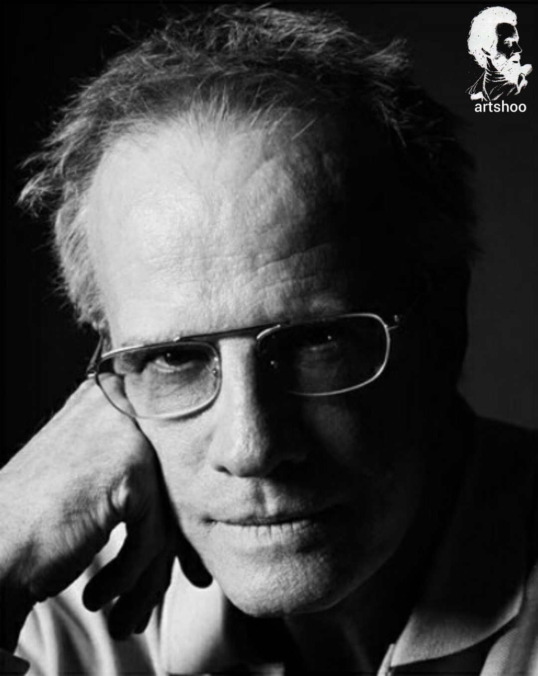 مدل پرتره سیاه قلم